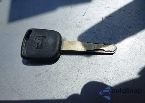 2011 Honda Insight Ex from USA, damaged, VIN JHMZE2H72BS012579